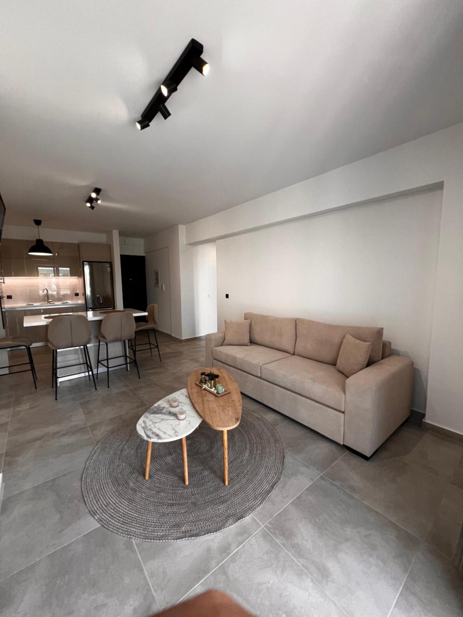 Phil'S Apartments Lefkada City ภายนอก รูปภาพ